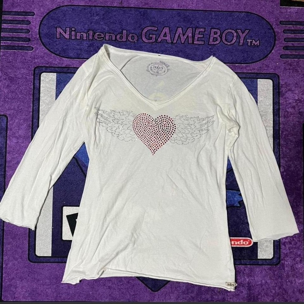 XL but more baggy Large White long sleeve shirt with bedazzled heart and wings